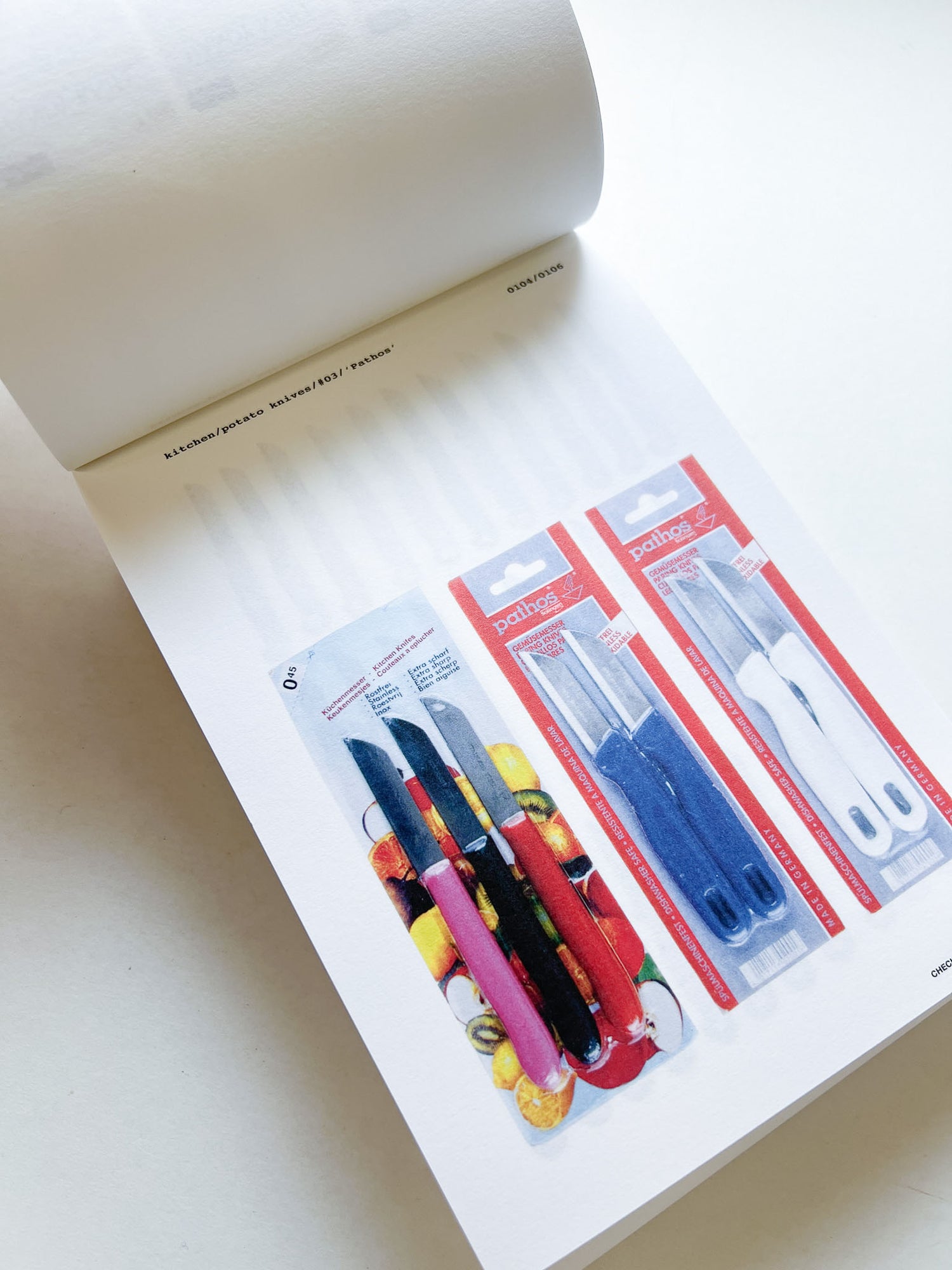 Checked Baggage [2nd and last edition] / Christien Meindertsma