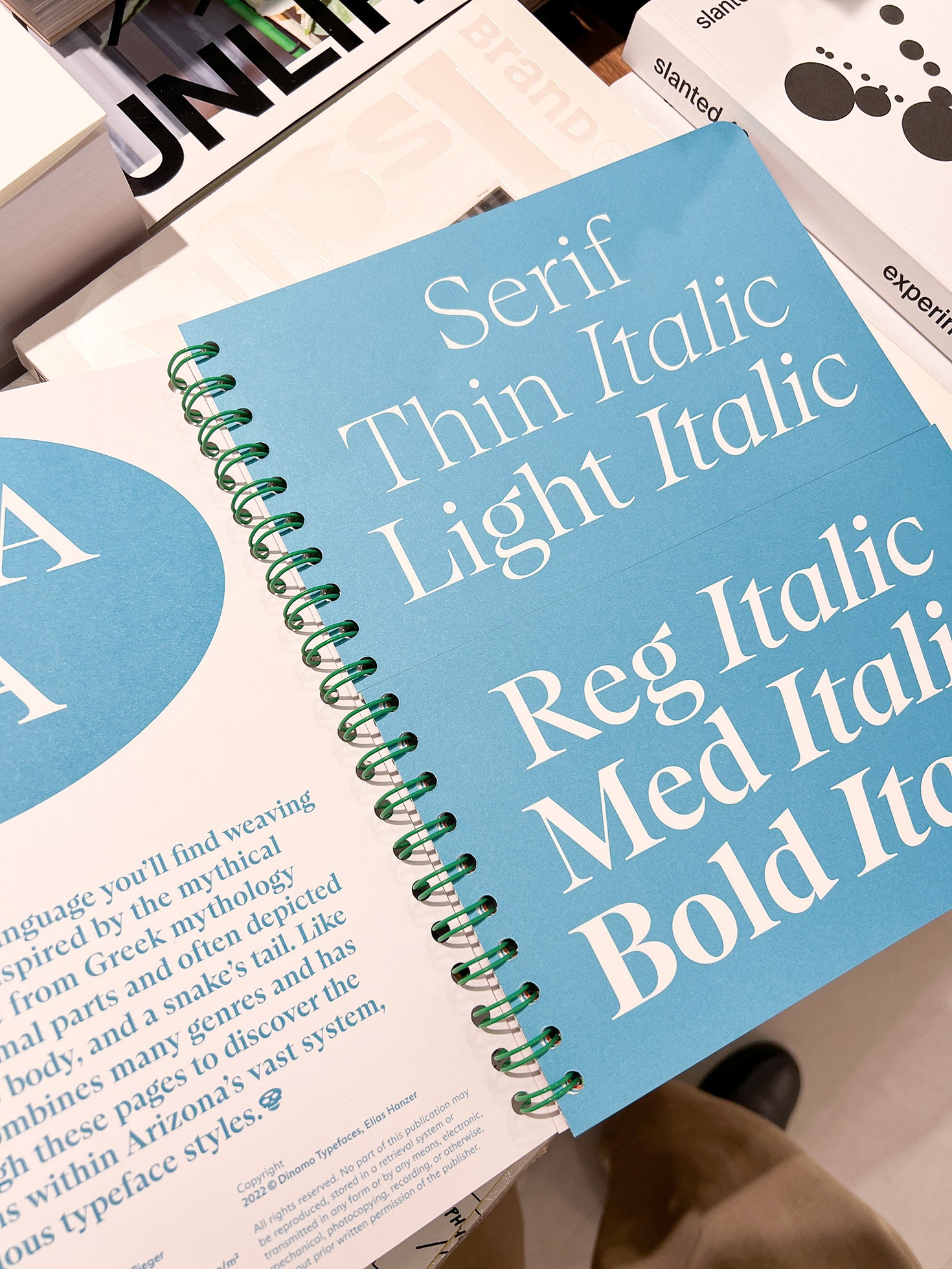 THE ARIZONA TYPE SPECIMEN 2 / Dinamo - 本屋青旗 Ao-Hata Bookstore