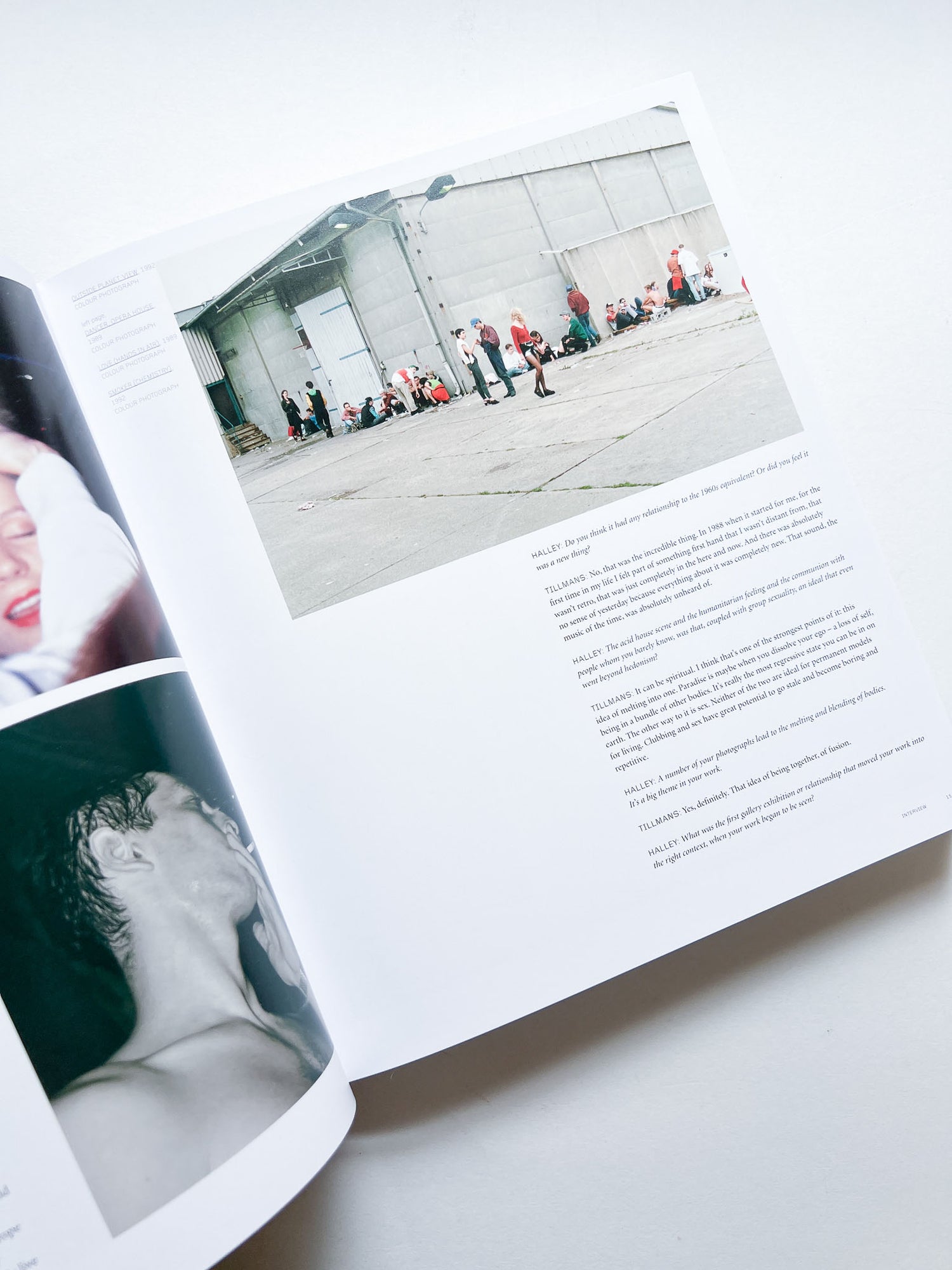 【希少本】Wolfgang Tillmans 書籍 初作品集 復刻版 WOLFGANG TILLMANS / Wolfgang Tillmans - 本 屋 青 旗 Ao-Hata