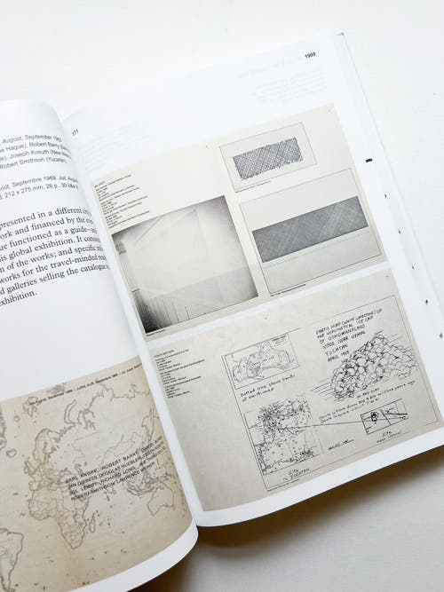 BEYOND CONCEPTUAL ART / Seth Siegelaub