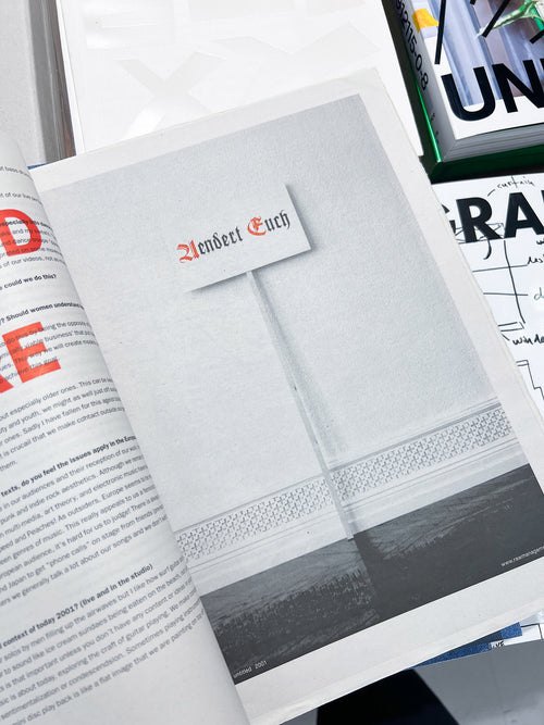 032c 3RD ISSUE "What's next?"