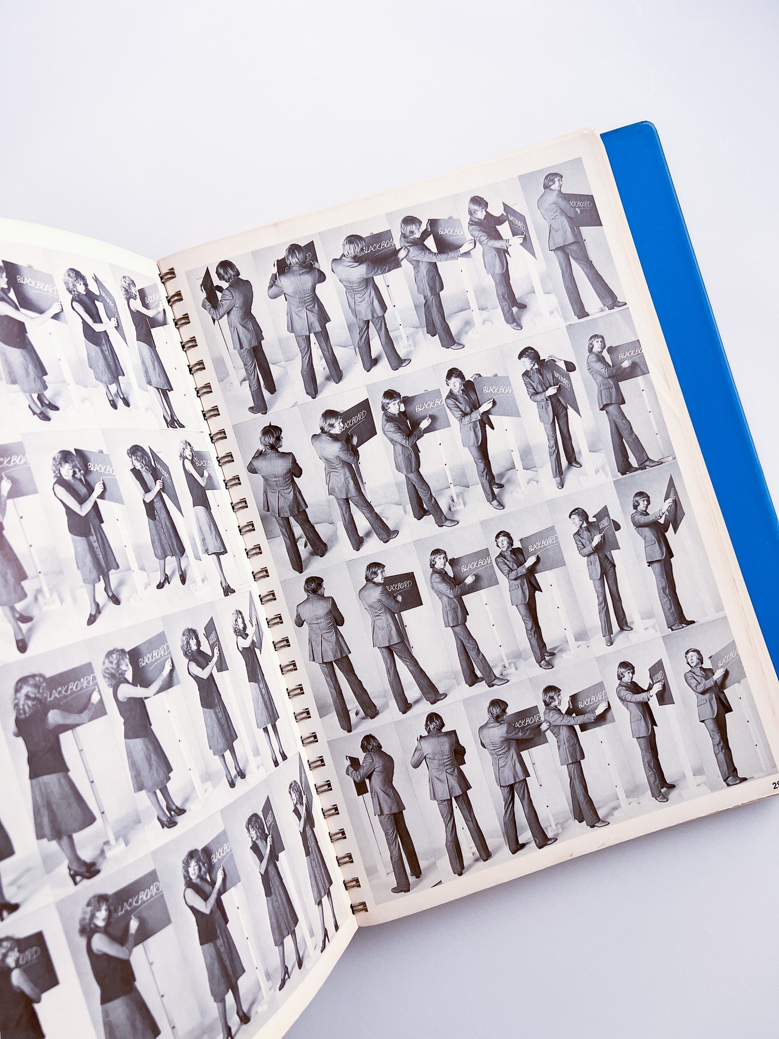 Fairburn Figures & Hands Set 1 Books 3 - 本屋青旗 Ao-Hata Bookstore