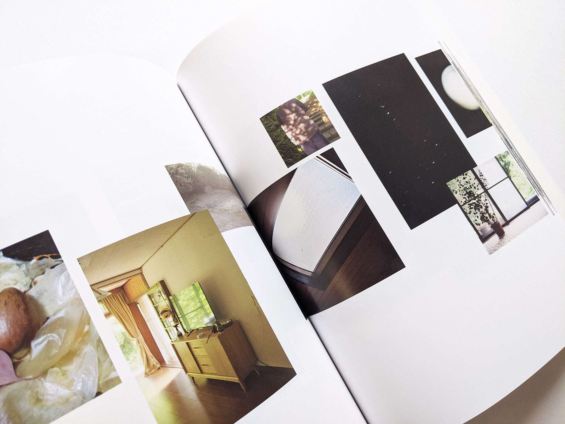 DEVENIR / Takuroh Toyama [SIGNED] - 本屋青旗 Ao-Hata Bookstore