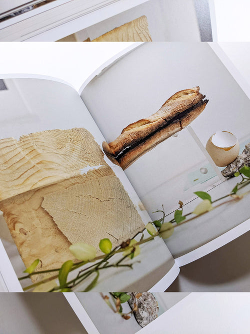 SOUND IS LIQUID / Wolfgang Tillmans