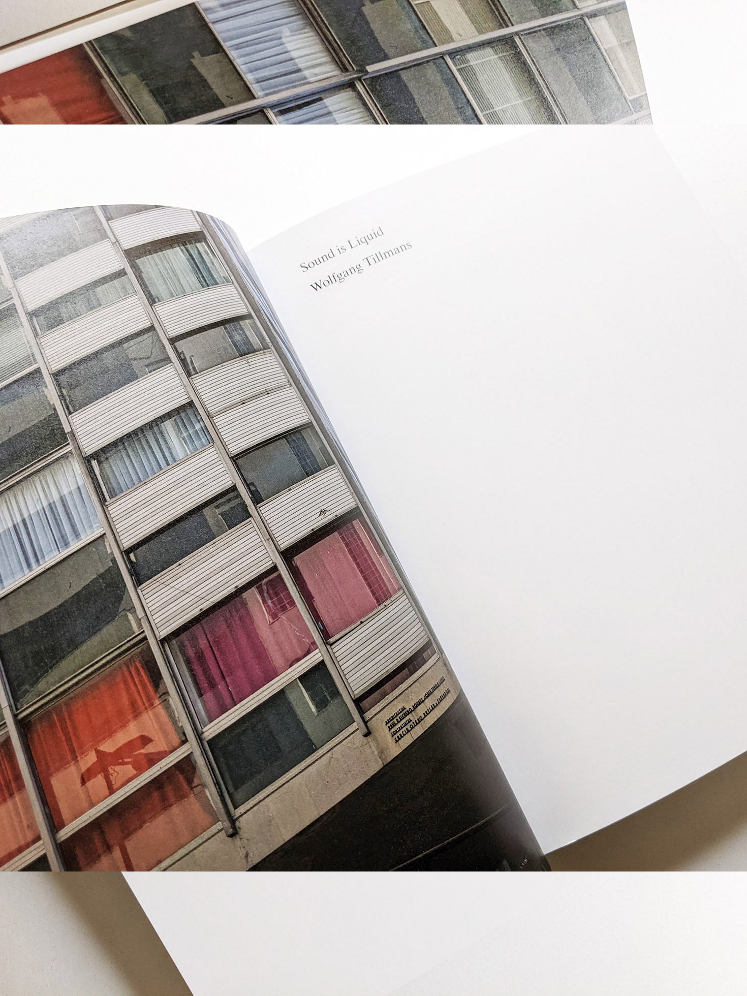 SOUND IS LIQUID / Wolfgang Tillmans