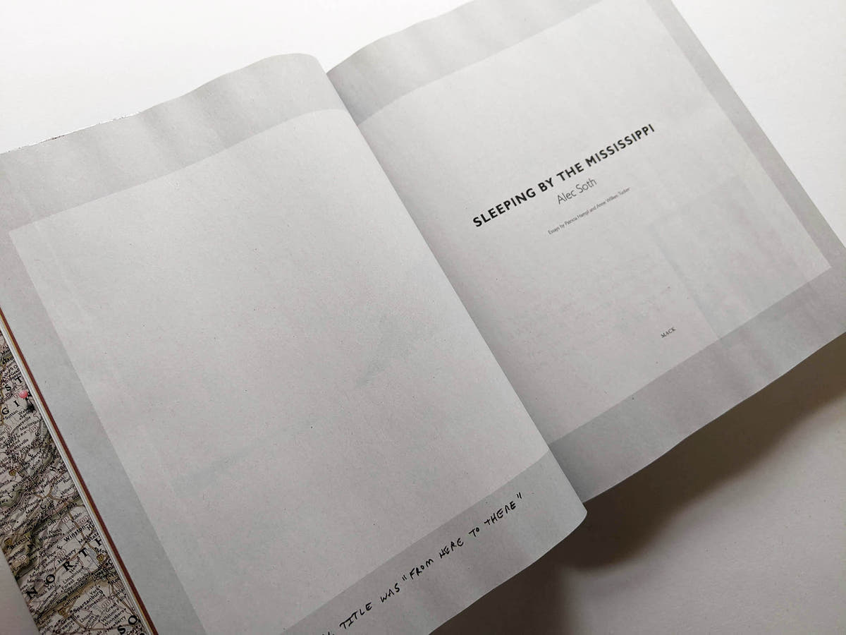 GATHERED LEAVES ANNOTATED / Alec Soth