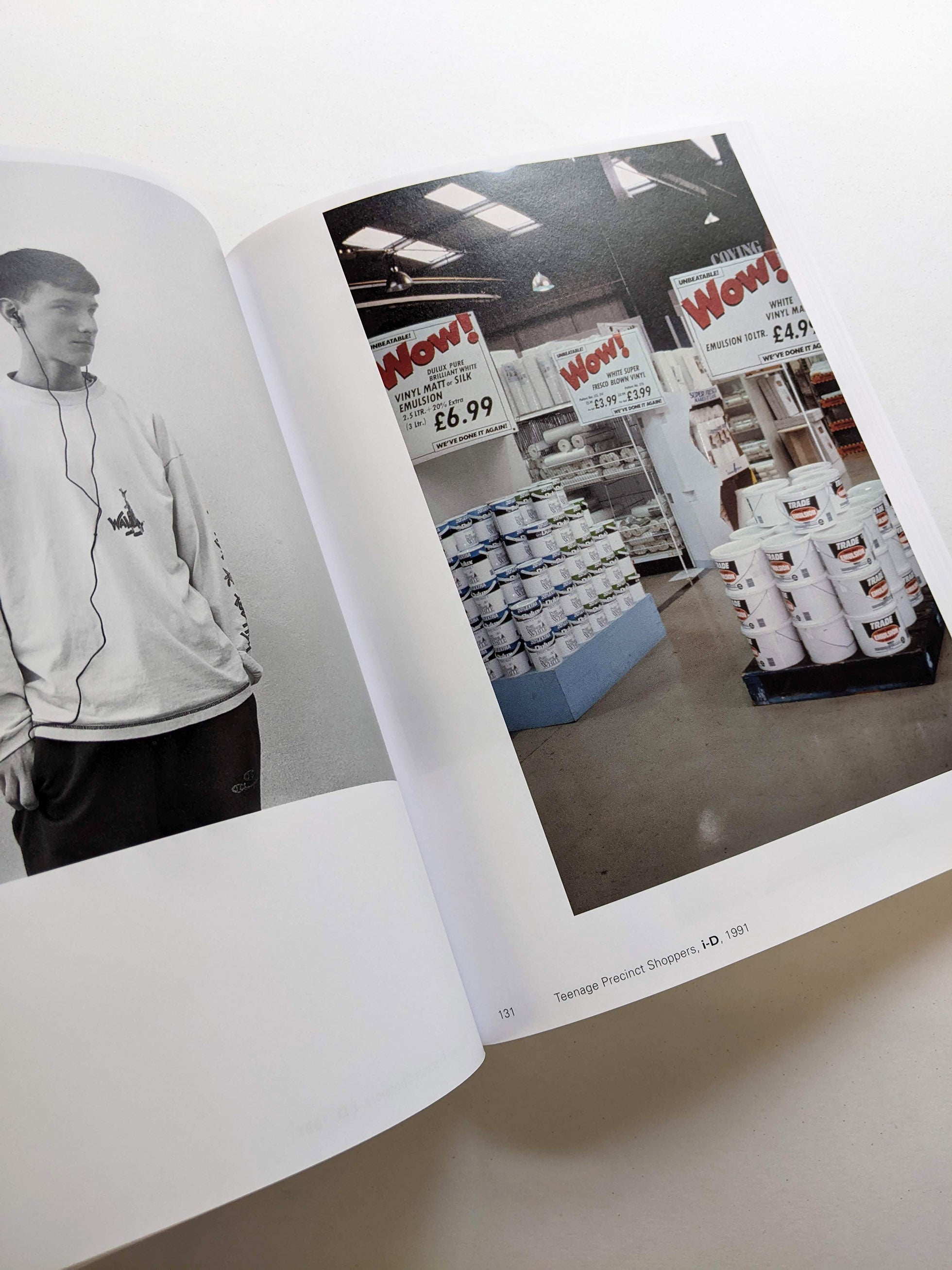 THE WELL / Nigel Shafran - 本屋青旗 Ao-Hata Bookstore