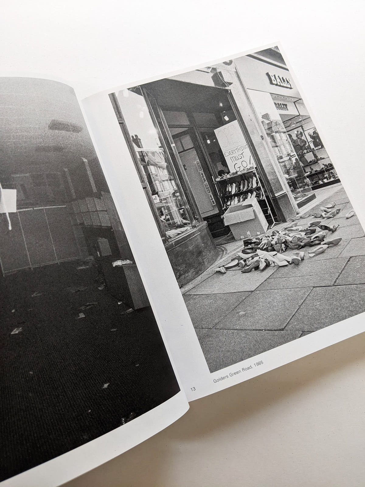 THE WELL / Nigel Shafran