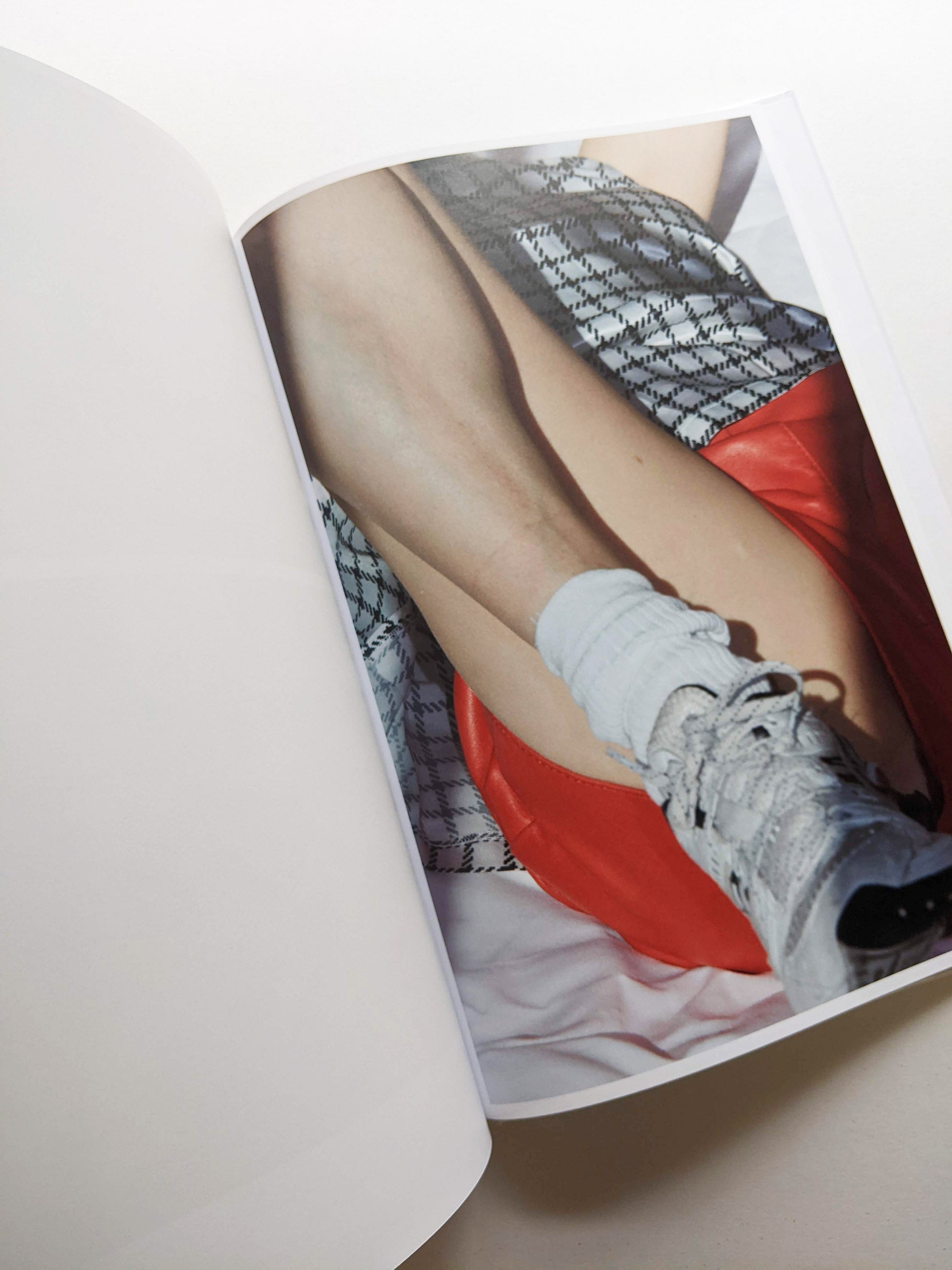 INNER / Vincent Ferrané - 本屋青旗 Ao-Hata Bookstore