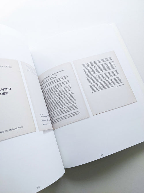 DIE KASSETTENKATALOGE DES STÄDTISCHEN MUSEUMS MÖNCHENGLADBACH