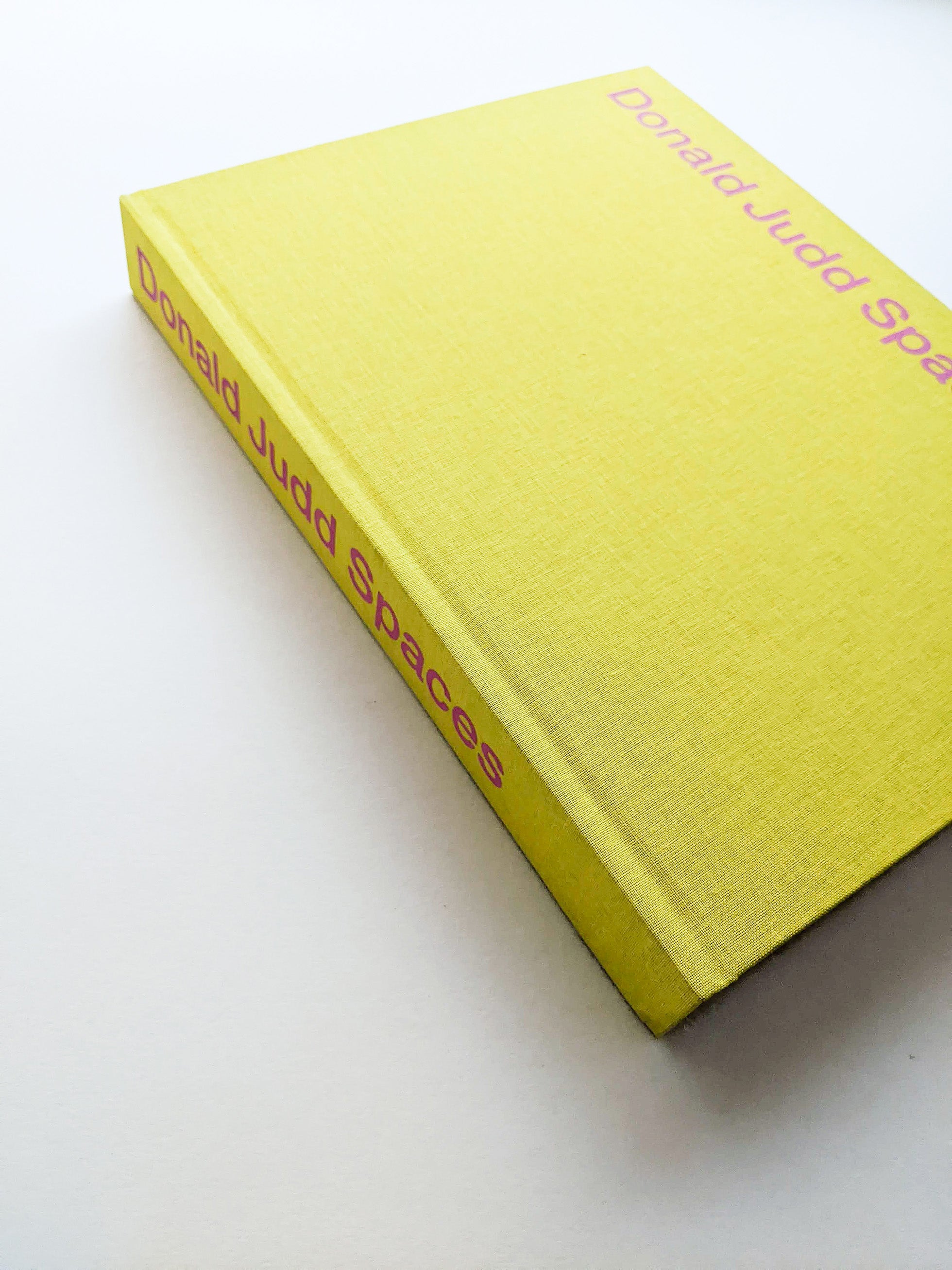 Donald Judd Spaces / Donald Judd - 本屋青旗 Ao-Hata Bookstore