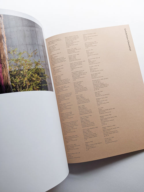 OFF GRID / Sheila Hicks