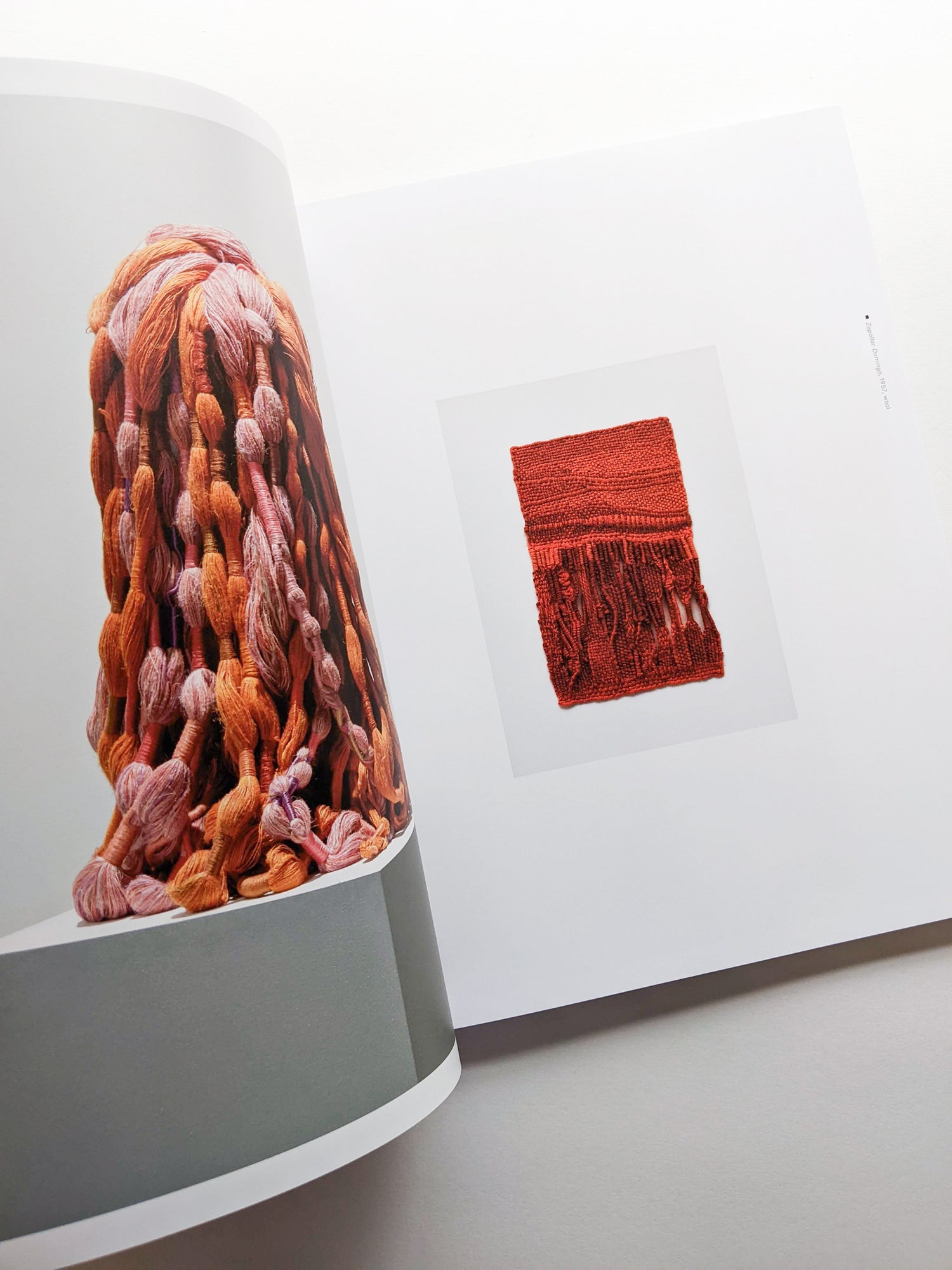 OFF GRID / Sheila Hicks