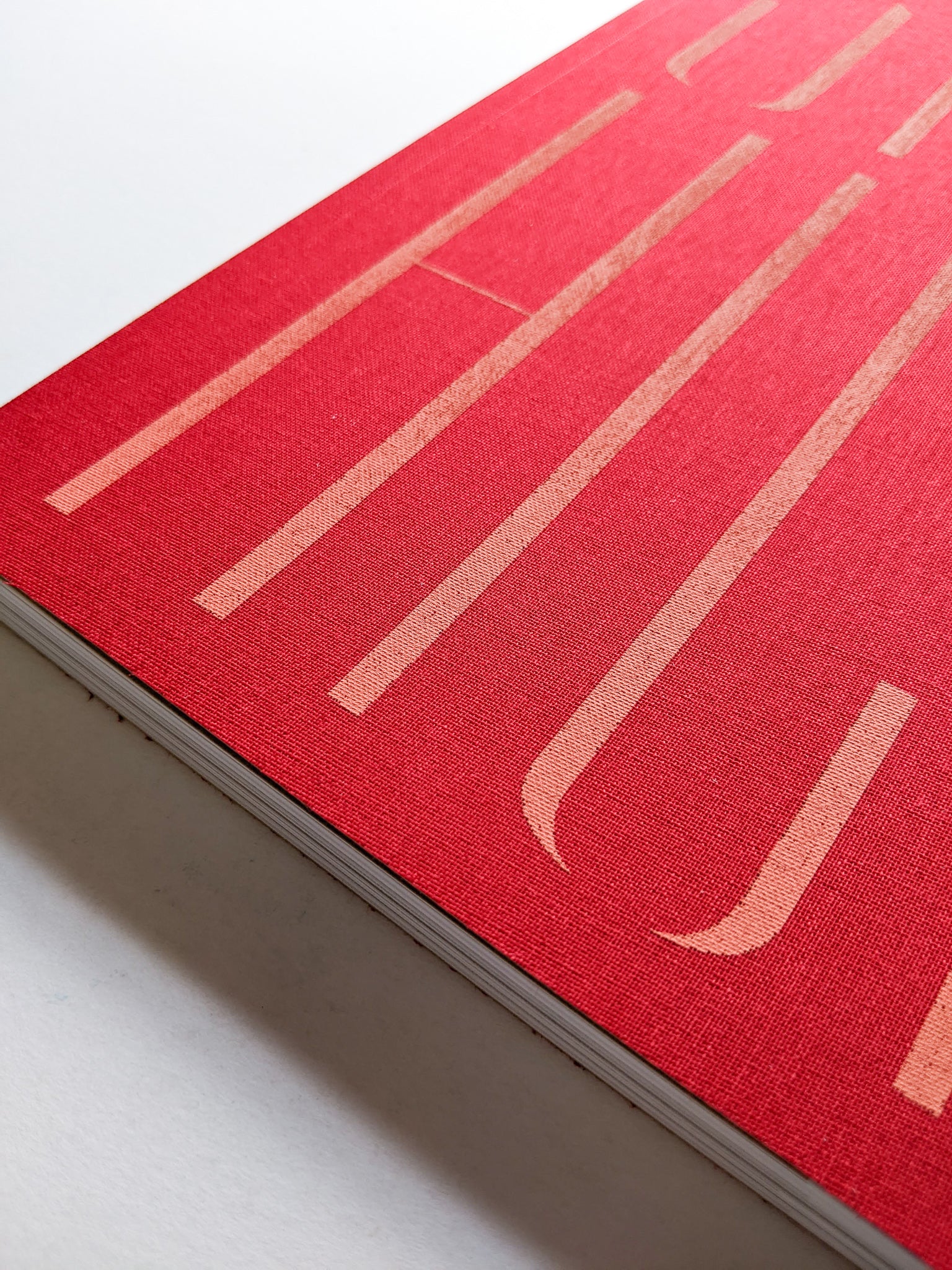 OFF GRID / Sheila Hicks - 本屋青旗 Ao-Hata Bookstore