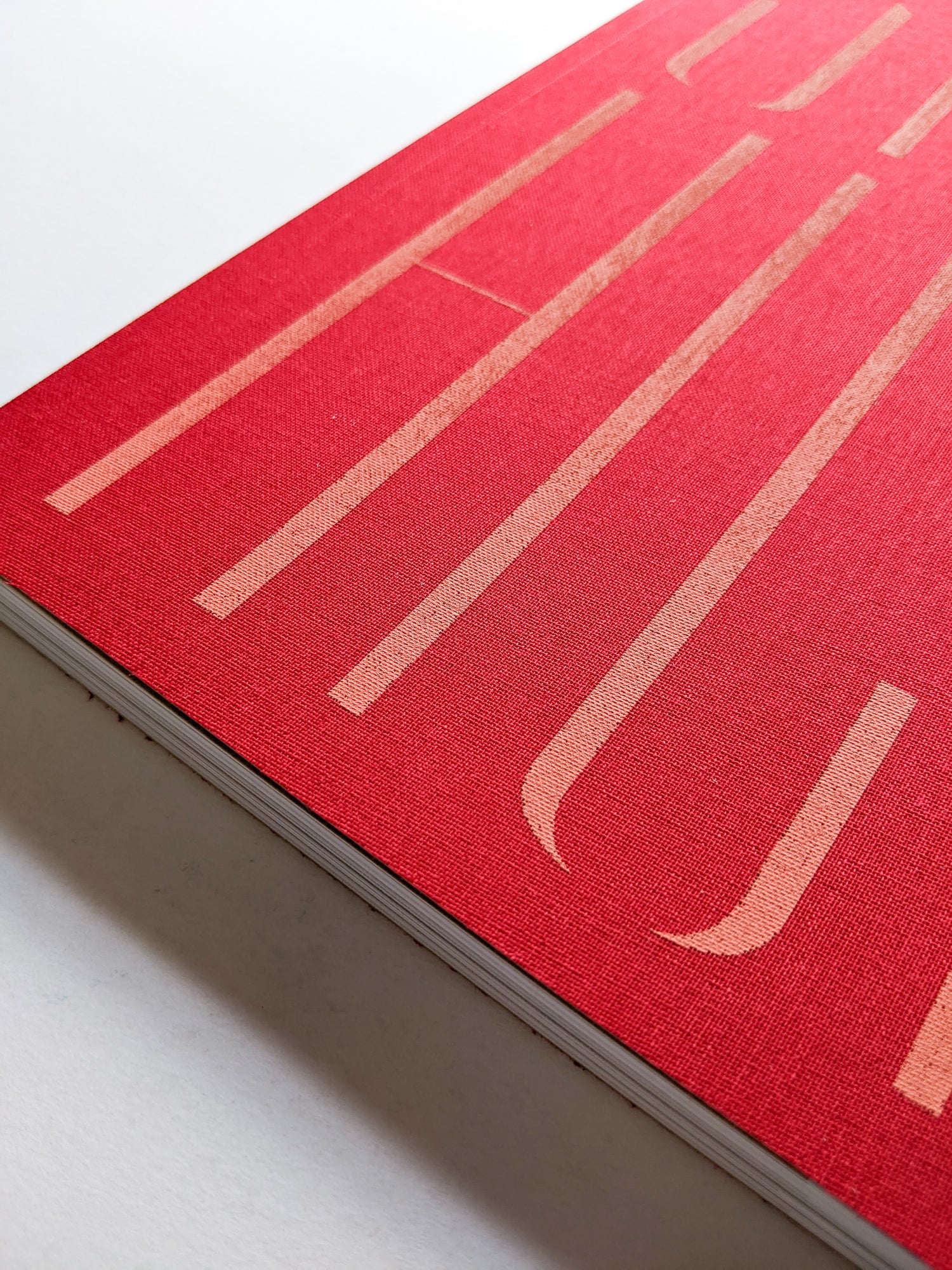 OFF GRID / Sheila Hicks