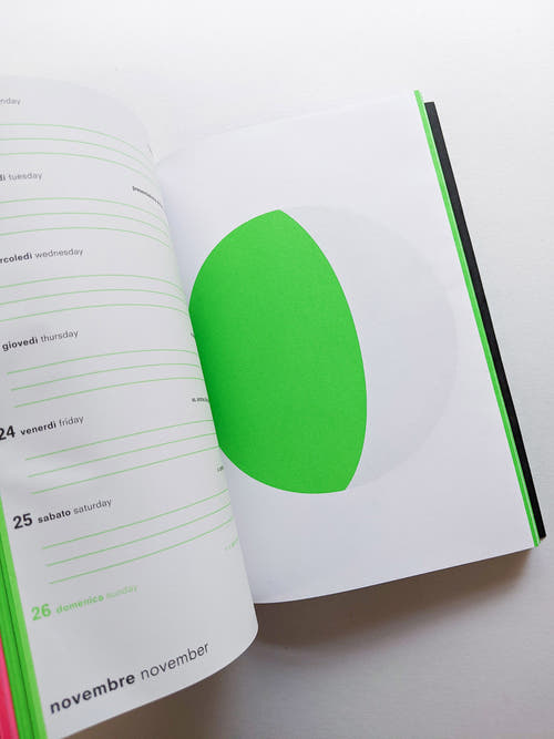 FUTURISMOON AGENDA 2023 - OFFICIAL DAILY PLANNER [LIMITED & COLLECTORS' EDITION]