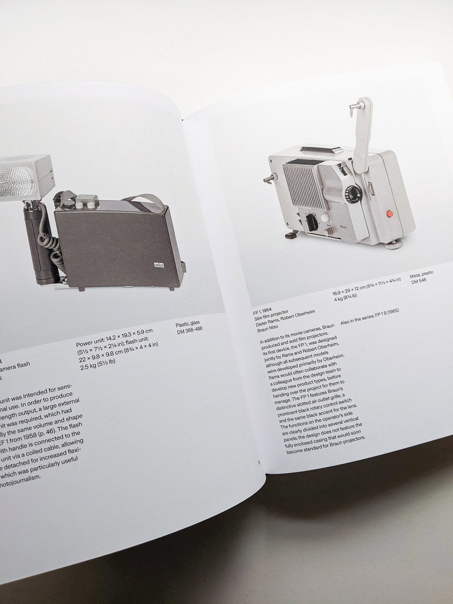 The Complete Works / Dieter Rams - 本 屋 青 旗 Ao-Hata Bookstore
