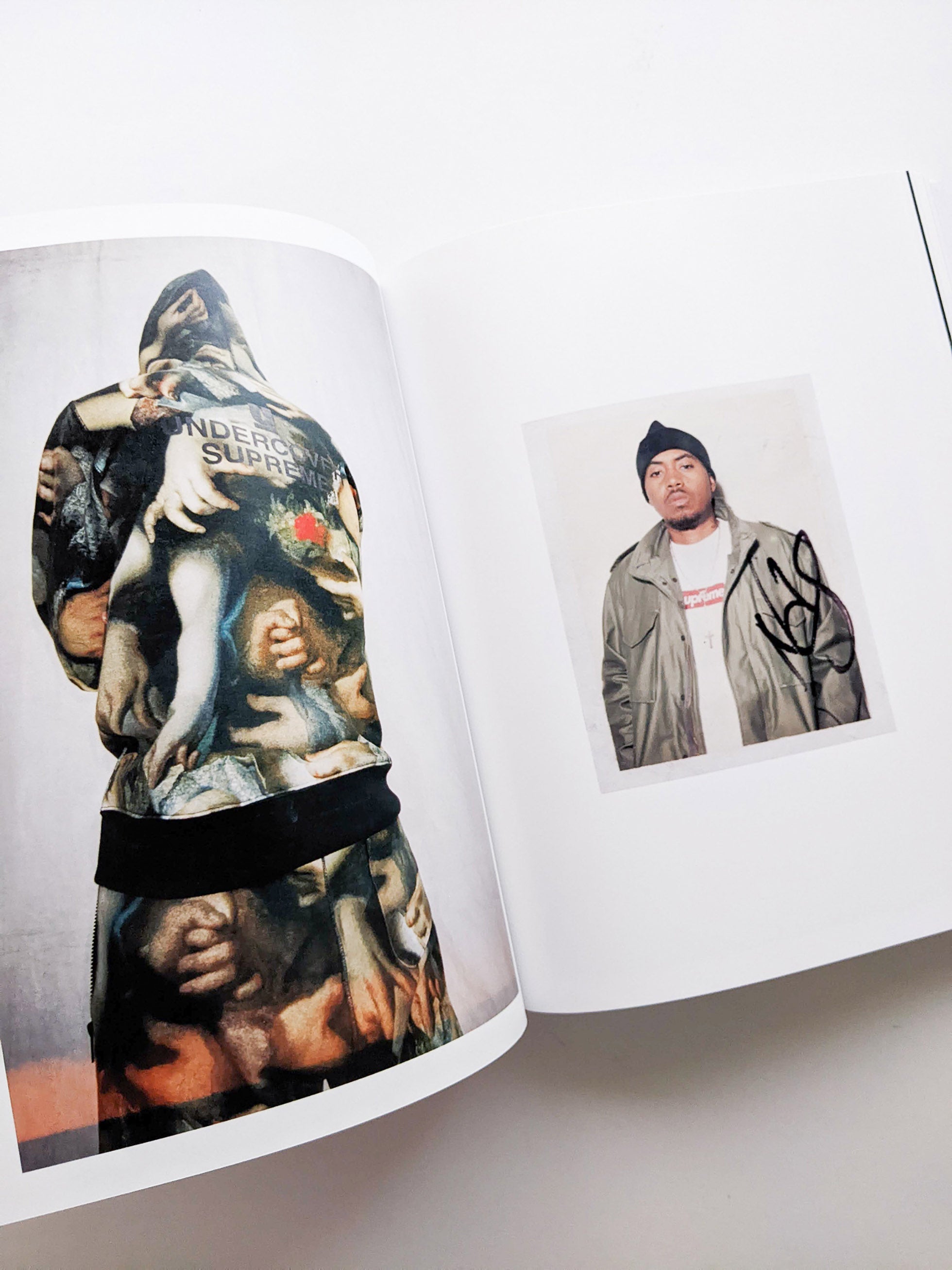 Supreme - 本屋青旗 Ao-Hata Bookstore