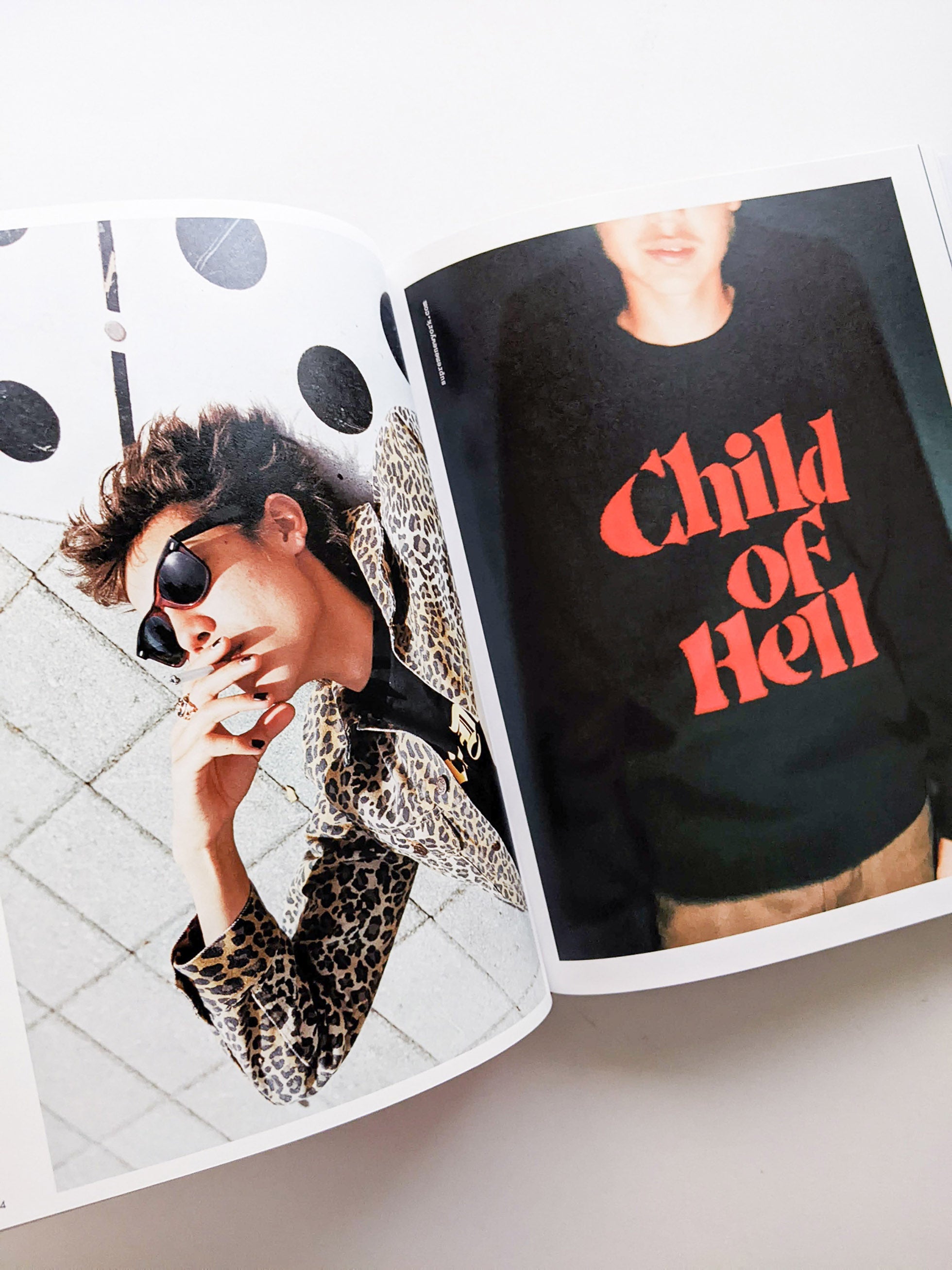 Supreme - 本屋青旗 Ao-Hata Bookstore