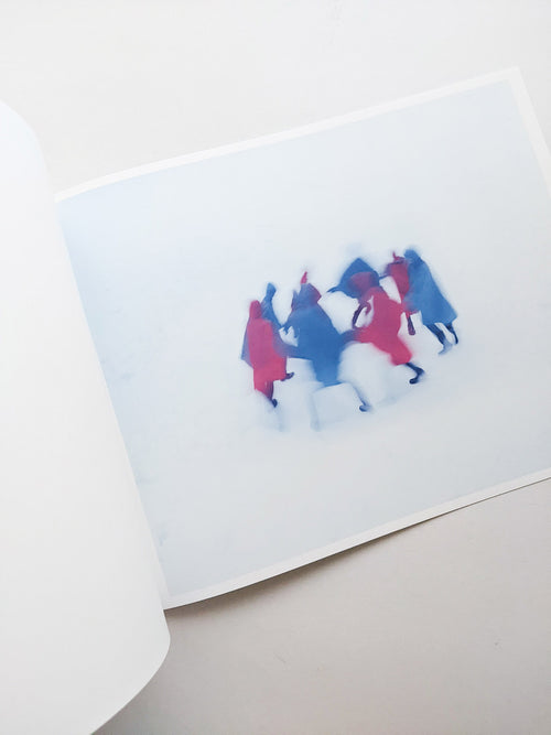 Assembly snow / Osamu Yokonami