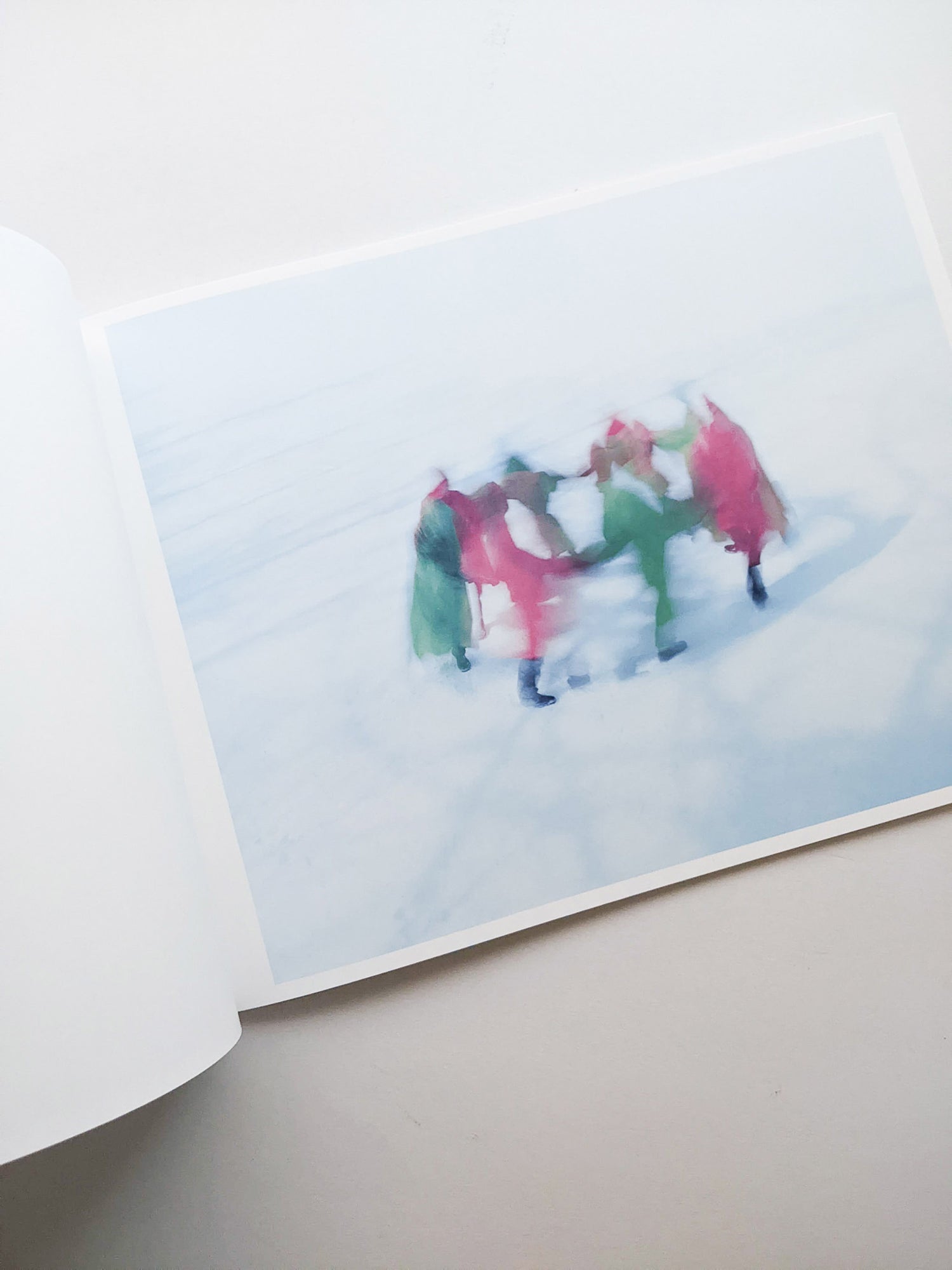 Assembly snow / Osamu Yokonami