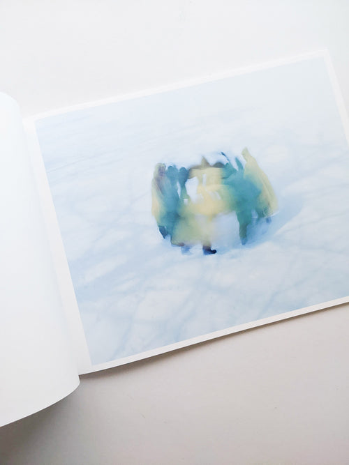 Assembly snow / Osamu Yokonami