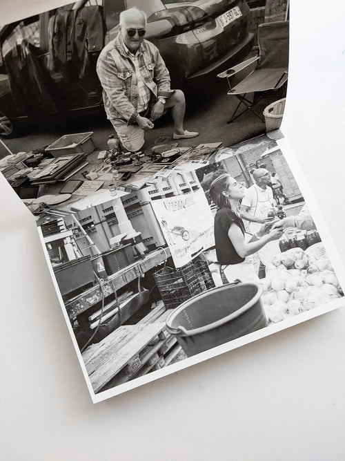 バナナジャムの瓶の蓋が開かなかったので、お母さんが別のバナナジャムに替えてくれて、お父さんに瓶の蓋を開けてもらって、みんなでクレープにバナナジャムをつけて食べました。 / 中山和也