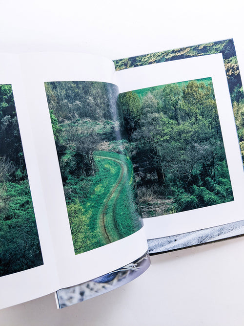 WARP AND WOOF / Hiroyuki Takenouchi