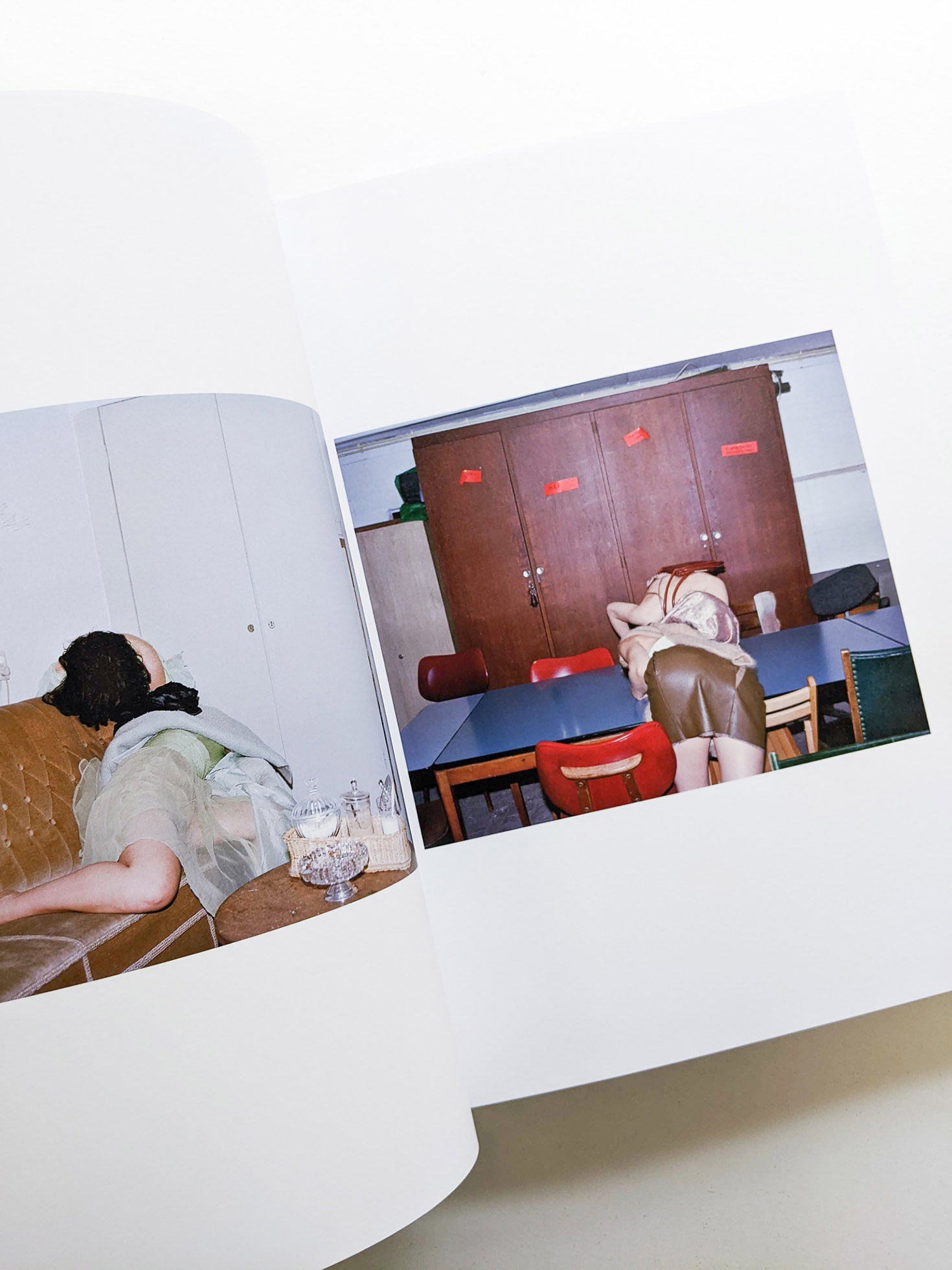 PHOSPHOR / Viviane Sassen