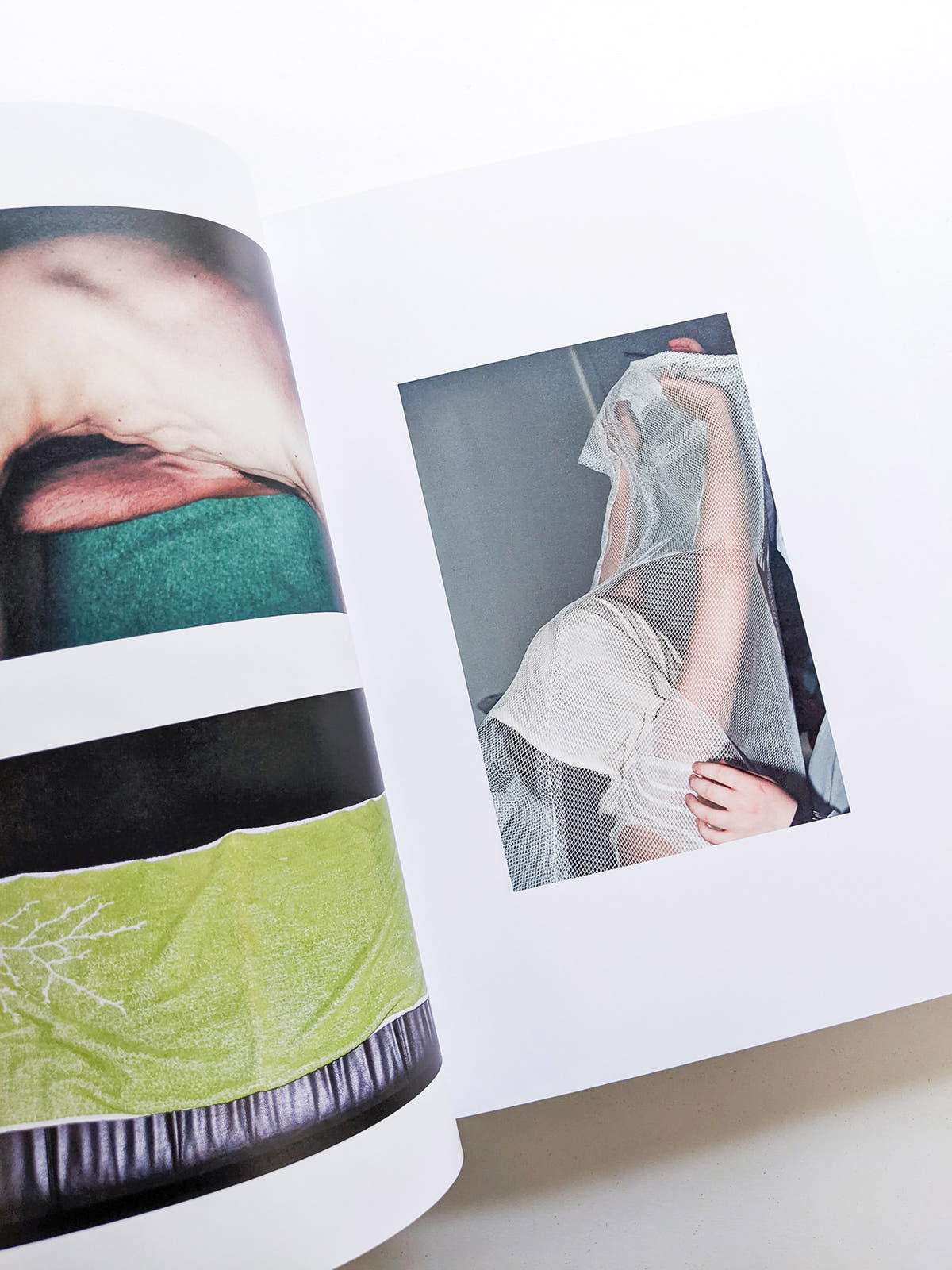 PHOSPHOR / Viviane Sassen