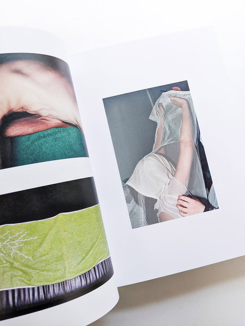 PHOSPHOR / Viviane Sassen