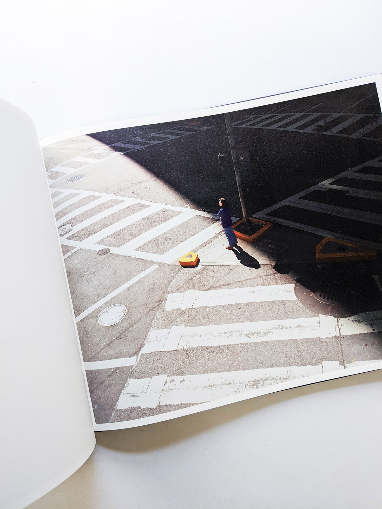 CROSS ROAD BLUES / Oli Kellett