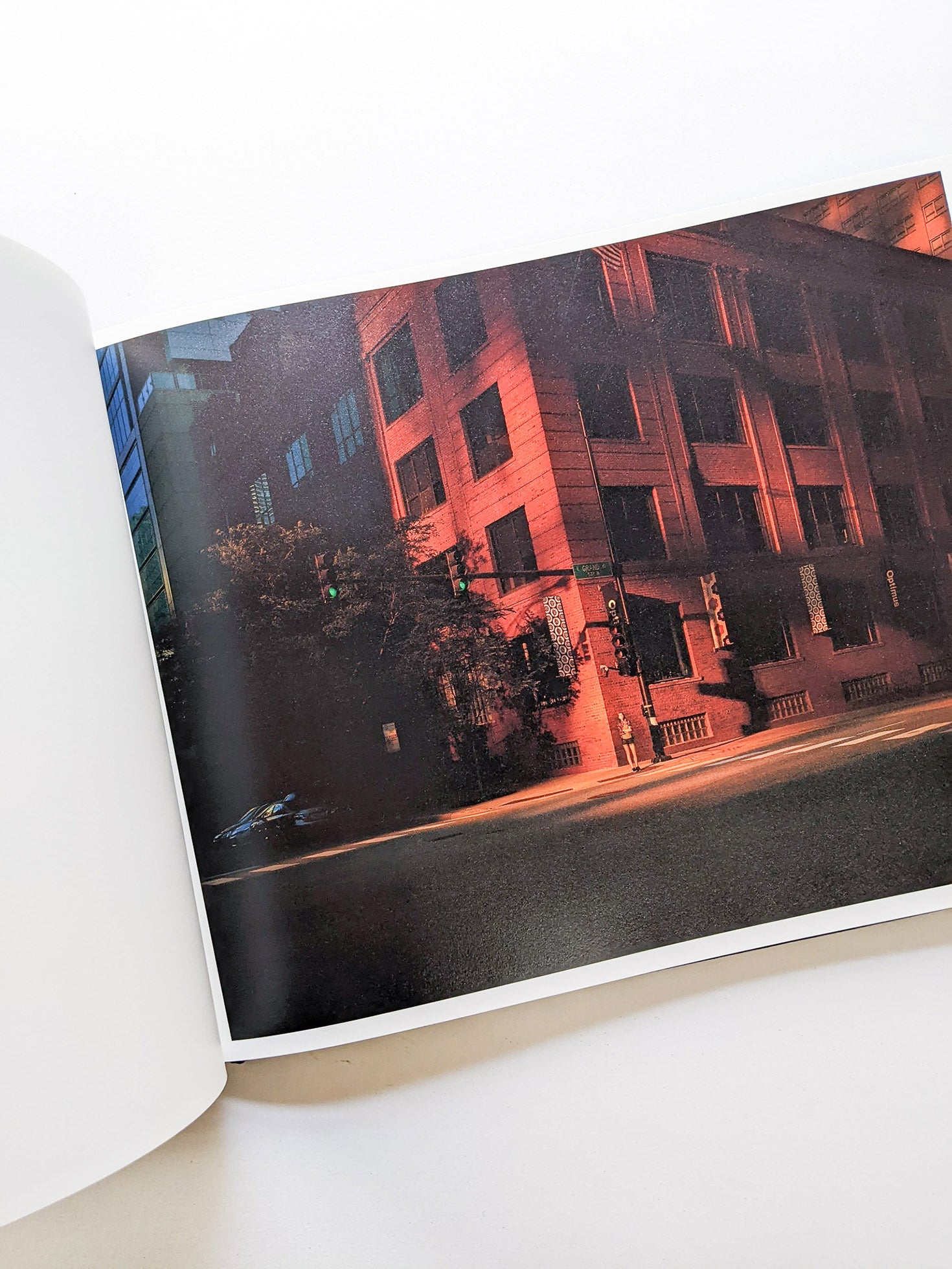 CROSS ROAD BLUES / Oli Kellett