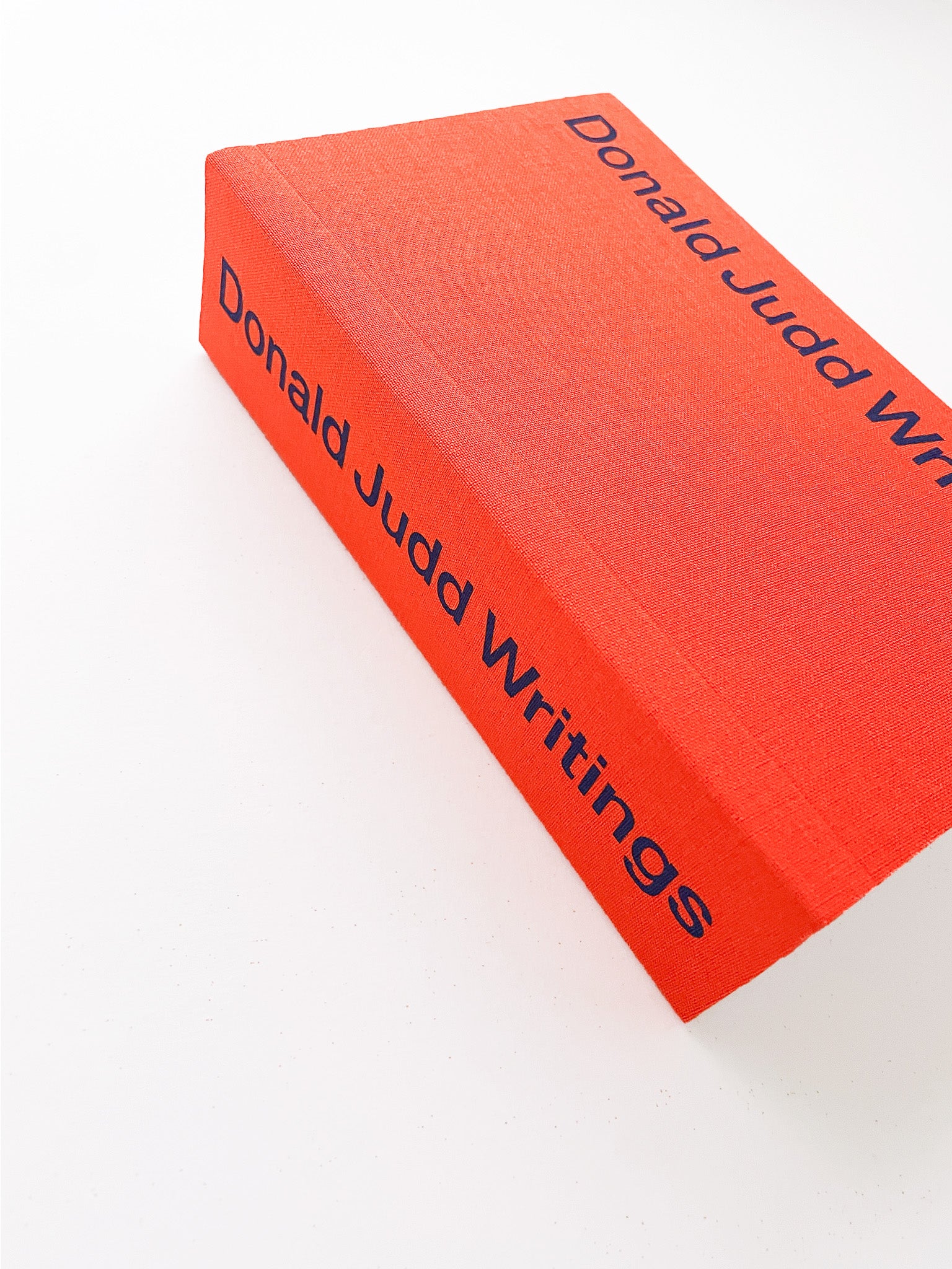 DONALD JUDD WRITINGS / Donald Judd - 本屋青旗 Ao-Hata Bookstore