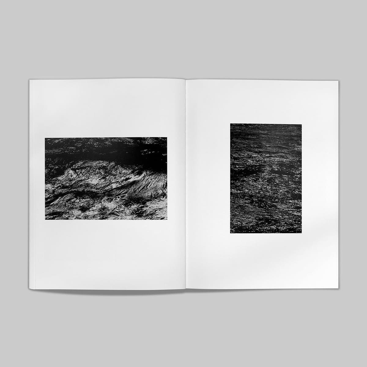 liminal(eyes) YAMAGAMI [Cover: 海] / Shimpei Yamagami [SIGNED]