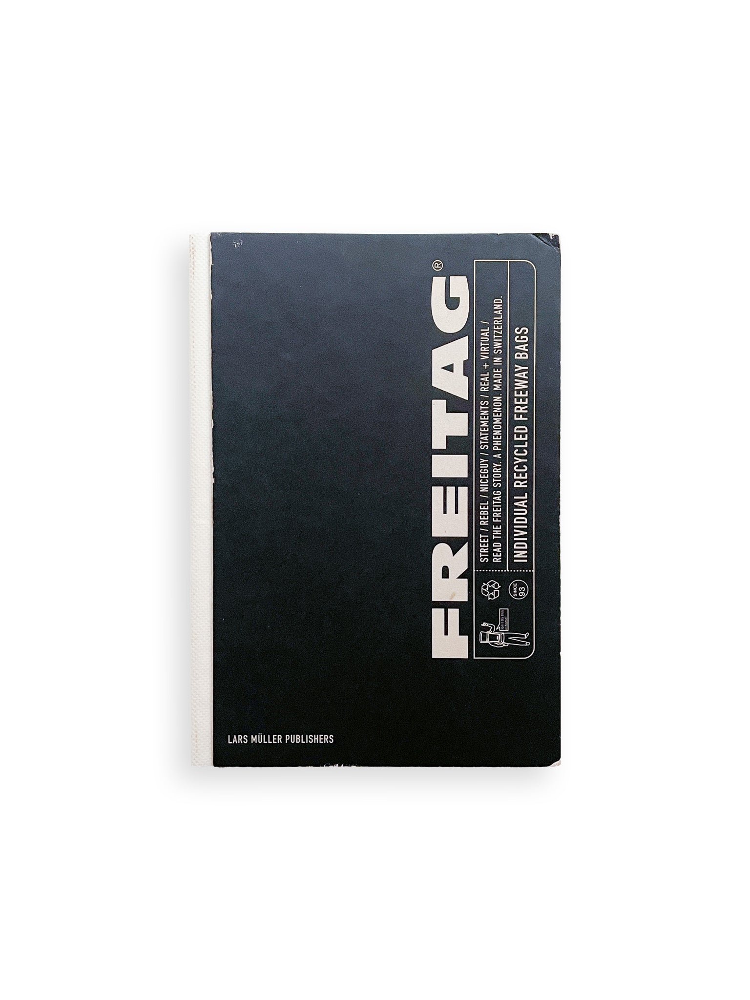 洋書 FREITAG Individual Recycled Freeway Bags FREITAG Individual Recycled Freeway Bags - 本屋青旗 Ao-Hata Bookstore